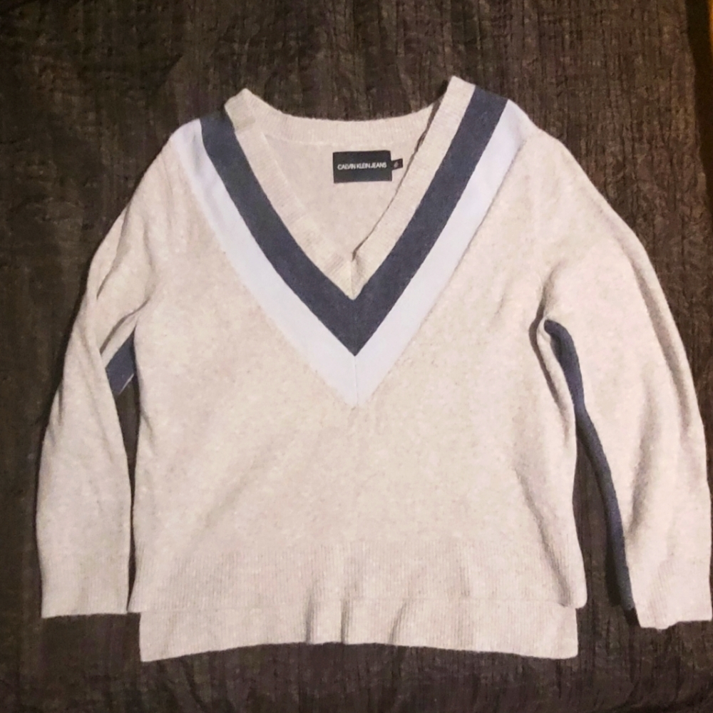 Calvin Klein Chevron V-neck Sweater